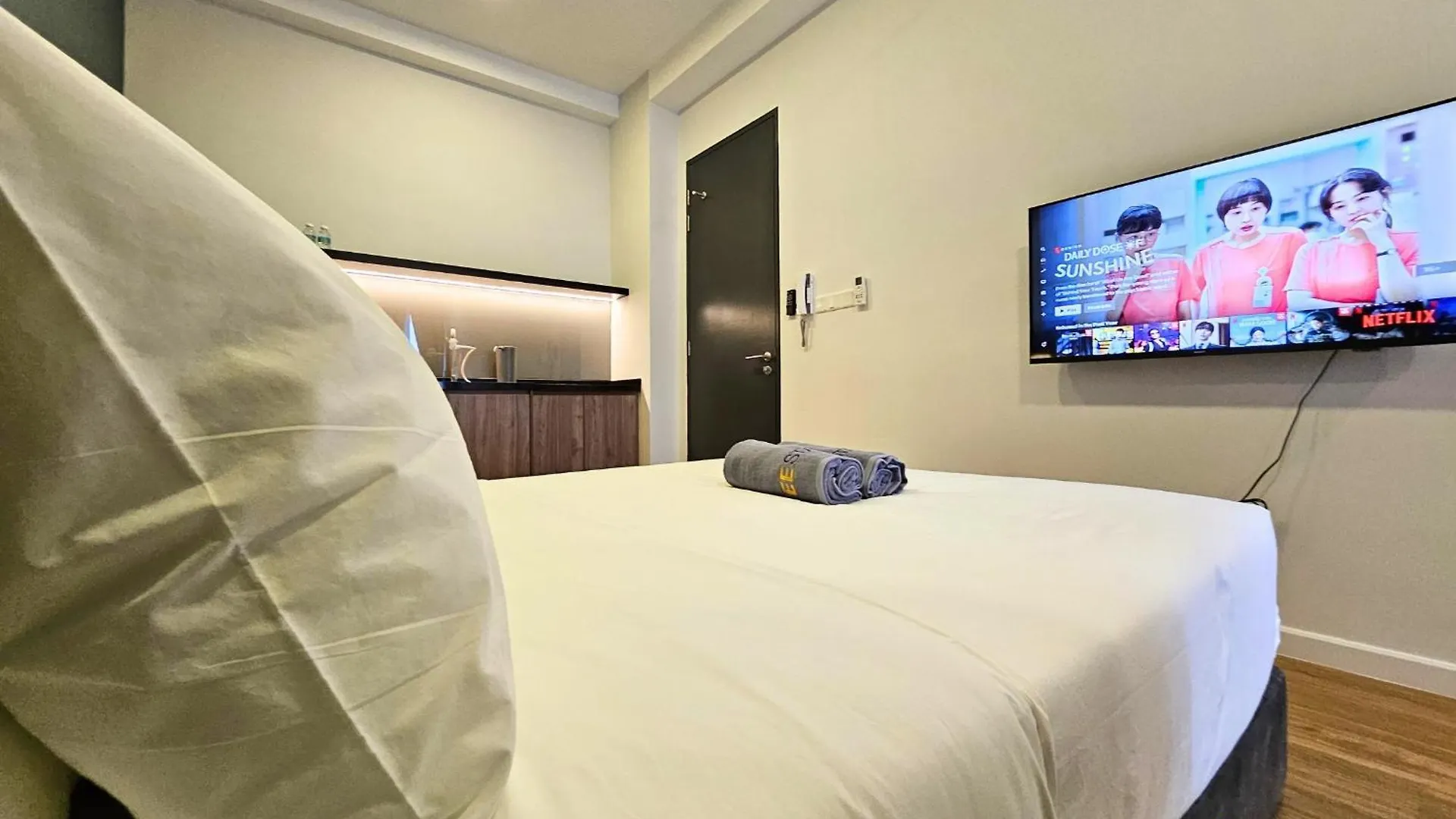 Sunway Velocity 2 Connected With Mall & Mrt For 2 Pax Kuala Lumpur Malaysia